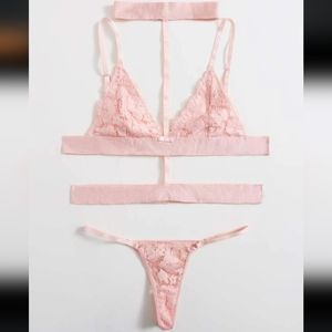 NEW SheIn Pink Scallop Trim Lace Lingerie Set Bra Panties Large